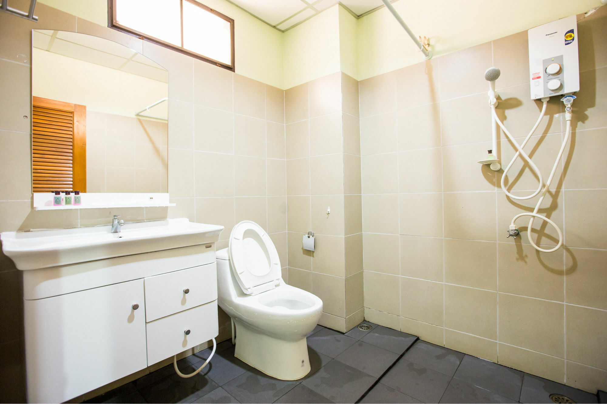 Banlanna Hotel Lampang Exterior foto
